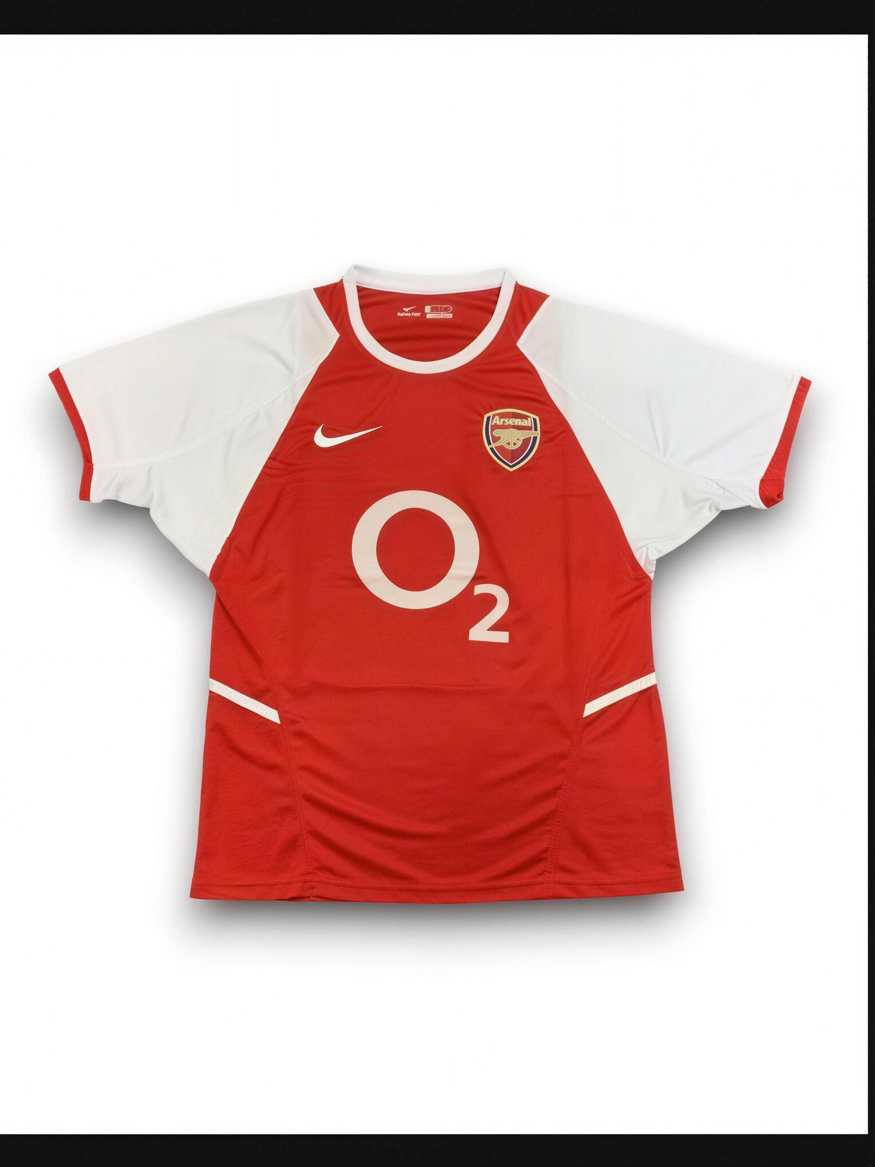 Arsenal 2002/2004 Retro Nike Red Shirt - upscaled